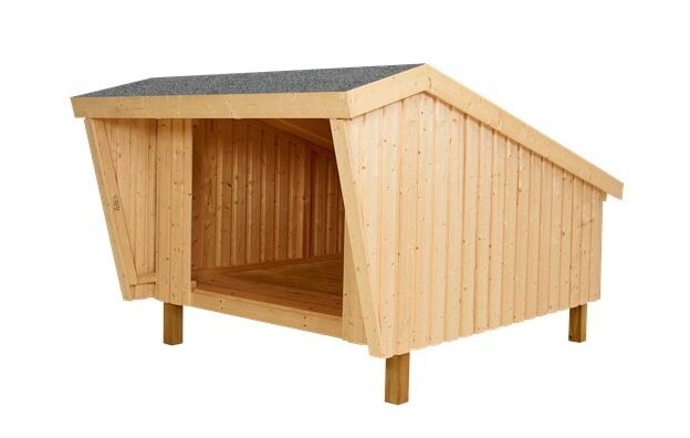 Færdigbygget shelter i baghave